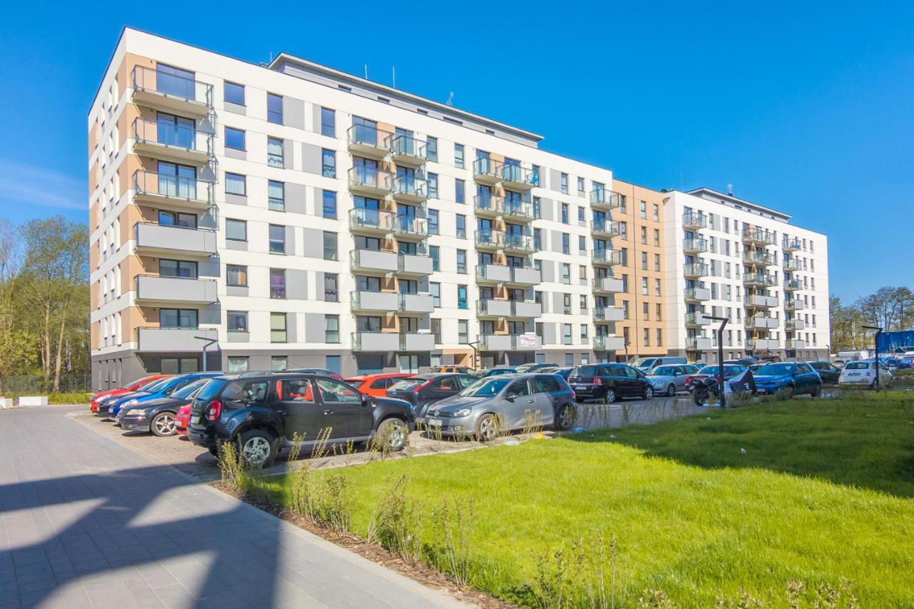 Osiedle Latarnikow With Parking By Renters Gdańsk